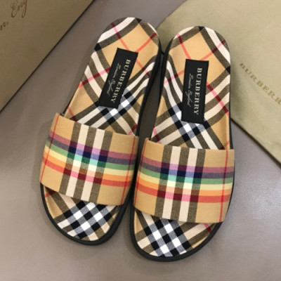 Burberry 2019 Mm/Wm Vintage Check Slider Slipper - 버버리 2019 남자 빈티지 체크 슬라이더 슬리퍼 Bur0855x.Size(225 - 275).카키