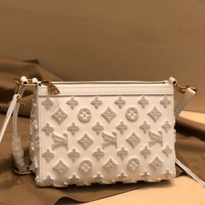 Louis Vuitton 2019 Monogram Tote Shoulder Bag,23cm - 루이비통 2019 모노그램 토트 숄더백  M54330 ,LOUB1556,23cm,화이트