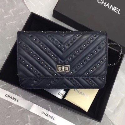 Chanel 2019 WOC Chain Cross Bag,19CM - 샤넬 2019 WOC 체인 크로스백,CHAB1145,19CM,네이비