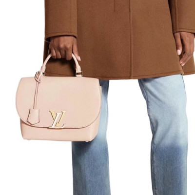 Louis Vuitton 2019 Volta Tote Shoulder Bag,26cm - 루이비통 2019 볼타 토트 숄더백  M55214,LOUB1633 ,26cm,베이지