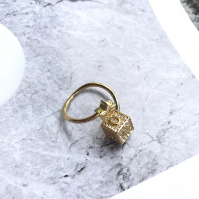 Dior  Yellow Gold Ring -디올 여성용 옐로우 골드 반지 dio0039.