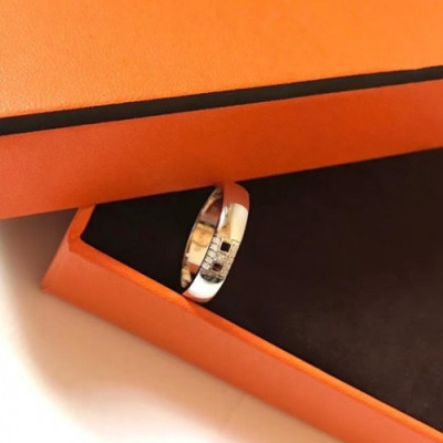 Hermes  Ring -에르메스 여성용 18K 도금 골드 반지 Her0016.컬러(화이트 골드)