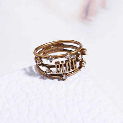 Dior  Yellow Gold Ring -디올 여성용 옐로우 골드 반지 dio0042.