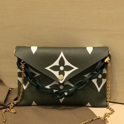 Louis Vuitton 2019 Pochette Kirigami Clutch Bag,23cm- 루이비통 2019 포쉐트 키리가미 클러치백,M67600,LOUB1649,23cm,그린