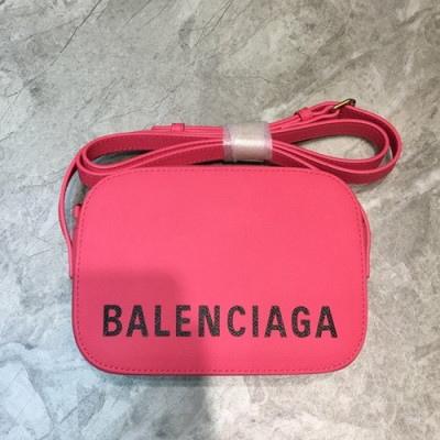 Balenciaga 2019 Leather Ville Camera Shoulder Bag,18cm - 발렌시아가 2019 레더 빌 카메라 숄더백,BGB0451,18cm,핑크