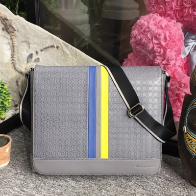 Ferragamo 2019 Leather Shoulder Bag ,34CM - 페레가모 2019 레더 남성용 숄더백 FGMB0007,34cm,그레이