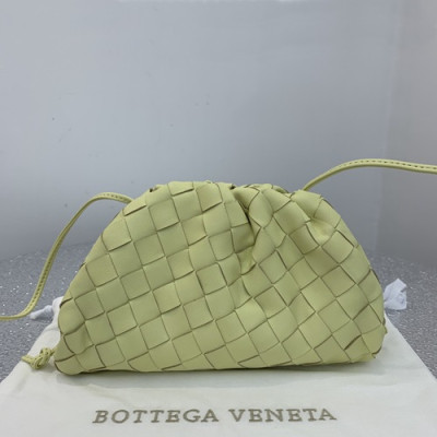 Bottega Veneta 2019 The Pouch Bag / Shoulder Bag,22cm - 보테가 베네타 2019 더 파우치 백 / 숄더백, 585852A ,BVB0367,22cm,라이트옐로우