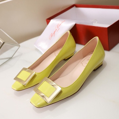 Roger Vivier 2019 Ladies Leather Flat Shoes - 로저비비에 2019 여성용 레더 플랫슈즈 RVS0070.Size(225 - 250),옐로우