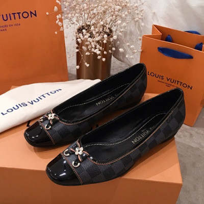 Louis Vuitton 2019 Ladies Flat Shoes - 루이비통 2019 여성용 플랫 슈즈 LOUS0190.Size(225 - 250).블랙