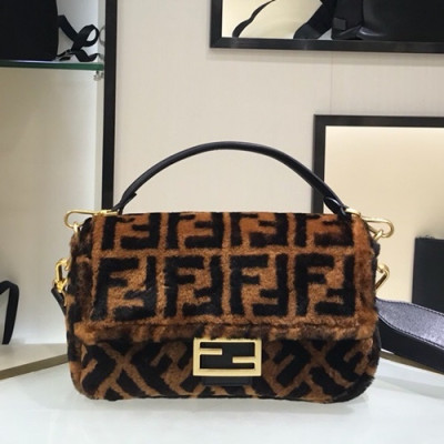 Fendi 2019 Baguette Tote Shoulder Bag, 28cm - 펜디 2019 바게트 토트 숄더백,FENB0480,28cm,브라운