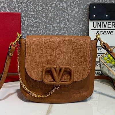 Valentino 2019 Leather Vring Shoudler Bag,16CM - 발렌티노 2019 레더 브이링 숄더백,VTB0825,16CM,브라운