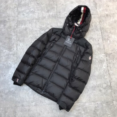 Moncler  2019 Mens Patch Logo Modern Duck Down Padding - 몽클레어 2019 남성 패치 로고 모던 덕다운 패딩 Moc01006x.Size(s - 2xl).블랙