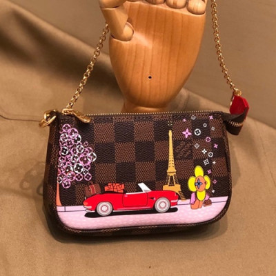 Louis Vuitton 2019 Mini Pochette Accessoires Monogram Clutch Bag / Tote Bag ,15.5cm - 루이비통 2019 미니 포쉐트 악세수아 모노그램 클러치백 / 토트백,M58009, LOUB1708, 15.5cm,브라운