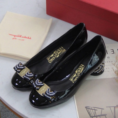 Salvatore Ferragamo 2019 Ladies Middle Heel Pumps - 페라가모 2019 여성용 미들힐 펌프스 FGMS0114.Size(225 - 240).블랙