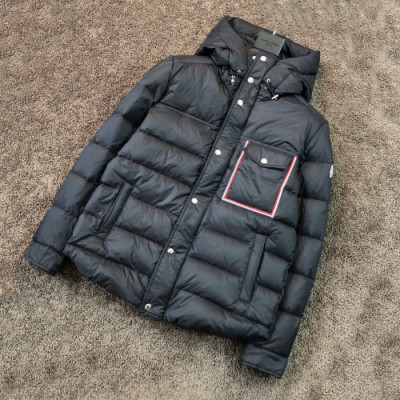 Moncler  2019 Mens Patch Logo Modern Goose Down Padding - 몽클레어 2019 남성 패치 로고 모던 구스다운 패딩 Moc01181x.Size(m - 2xl).블랙