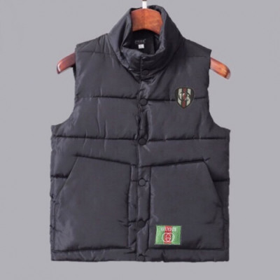 Gucci 2020 Mens Patch Logo Modern Duck Down Padding Vest - 구찌 2020 남성 패치 로고 모던 덕다운 패딩조끼 Guc01947x.Size(m - 5xl).블랙