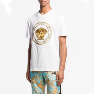 [베르사체]Versace 2020 Mens Logo Silket Short Sleeved Tshirts - 베르사체 2020 남성 메두사 실켓 반팔티 Ver0500x.Size(s - 3xl).화이트