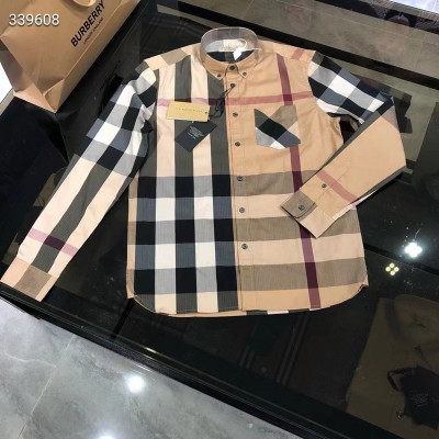 [버버리]Burberry 2022 Mens Classic Casual Cotton Check Tshirts - 버버리 2022 남성 클래식 캐쥬얼 코튼 체크 셔츠 Bur02201x.Size(s - 2xl).카멜