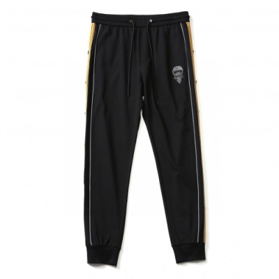 [펜디]Fendi 2020 Mens Casual Initial Logo Casual Training Pants - 펜디 2020 남성 캐쥬얼 이니셜 로고 캐쥬얼 트레이닝 팬츠 Fen0633x.Size(29 - 40).블랙