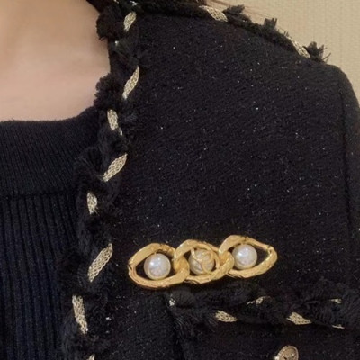 Chanel 2020 Ladies Brooch - 샤넬 2020 여성용 브로치 ACC0256.(옐로우골드)