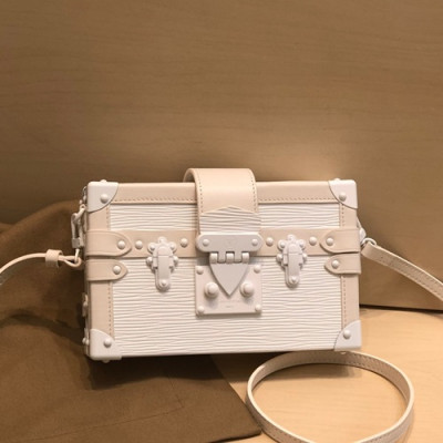 Louis Vuitton 2020 Petite Malle Shoulder Bag,19cm - 루이비통 2020 쁘띠뜨 말 숄더백 M51600,LOUB2105 ,19cm,화이트