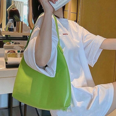 By Far 2020 Leather Tote Shoulder Bag,24cm - 바이 파 2020 레더 토트 숄더백 BYFB0059,24cm,라이트그린