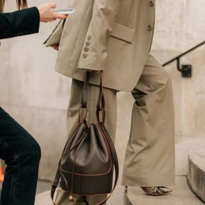 Loewe 2020 Balloon Large Bucket Shoulder Bag,31cm - 로에베 2020 벌룬 라지 버킷 숄더백 ,LOEB0415,31cm,그레이