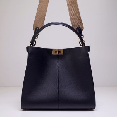 Fendi 2020 Leather Tote Shoulder Bag ,30CM - 펜디 2020 레더 여성용 토트 숄더백  FENB0561,30CM,블랙