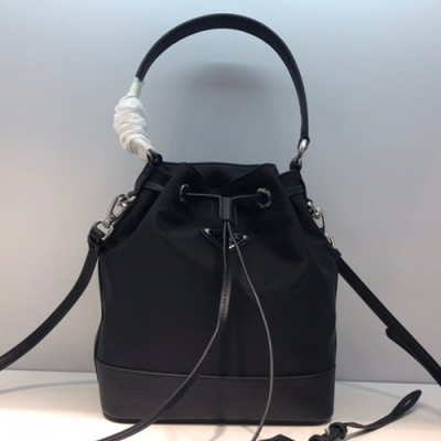 Prada 2020 Women Bucket Tote Shoulder Bag ,23CM - 프라다 2020 여성용 버킷 토트 숄더백 1BE055-1,23CM,블랙