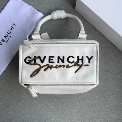 Givenchy 2020 Leather Tote Shoulder Bag,27CM - 지방시 2020 레더 토트 숄더백,GVB0345,27CM,화이트