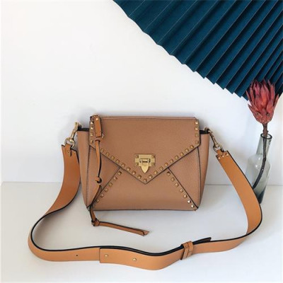 [발렌티노] Valentino Leather Garavani Rockstud Hype Shoulder Bag 26cm - 발렌티노 가라바니 락스터드 숄더백 VTB1032, 26cm, 브라운