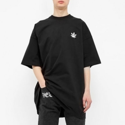 [베트멍]Vetements 2020 Mm/Wm Printing Logo Cotton Short Sleeved Oversize Tshirts - 베트멍 2020 남/녀 프린팅 로고 코튼 오버사이즈 반팔티 Vet0104x.Size(xs - l).블랙