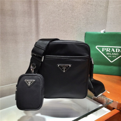 [프라다] Prada 2020 Men's Nylon Shoulder Bag,20cm - 프라다 2020 남서용 네일론 숄더백,20cm,PRAB0185,블랙