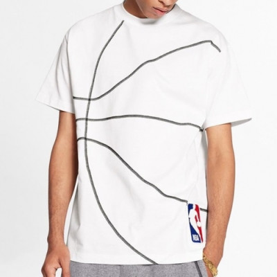 [루이비통]Louis vuitton 2020 Mens Logo Short Sleeved Tshirts - 루이비통 2020 남성 로고 반팔티 Lou02413x.Size(s - xl).화이트