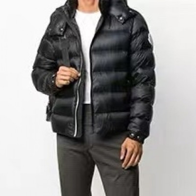 [몽클레어]Moncler 2020 Mens Patch Logo Modern Goose Down Padding - 몽클레어 2020 남성 패치 로고 모던 구스다운 패딩 Moc02005x.Size(m - 3xl).블랙