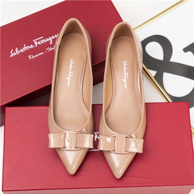 Salvatore Ferragamo 2021 Women's Leather Flat - 페라가모 2021 여성용 레더 플렛,Size(225-250),FGMS0523,베이지