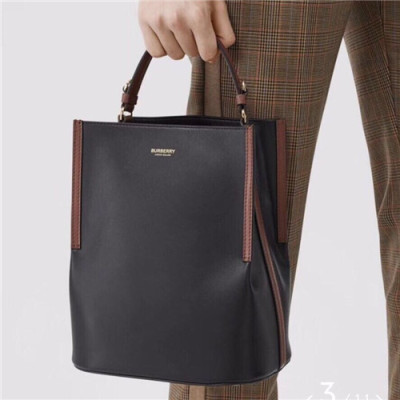 [버버리]Burbrry 2021 's Leather Cross Bag,21cm - 버버리 2021  레더 크로스백,21cm,BURB0548,블랙