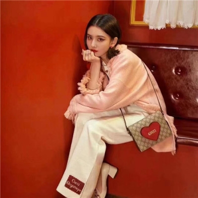 [러블리]Gucci 2021 Heart Shoulder Bag,20.5cm,GUB1293 - 구찌 2021 하트 숄더백,20.5cm,베이지