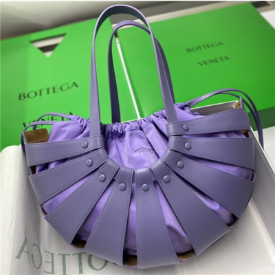 [보테가베네타]Bottega Veneta 2021 The Shell Tote Bag,40cm,BVB0620 - 보테가 베네타 2021 쉘 토트백,40cm,퍼플