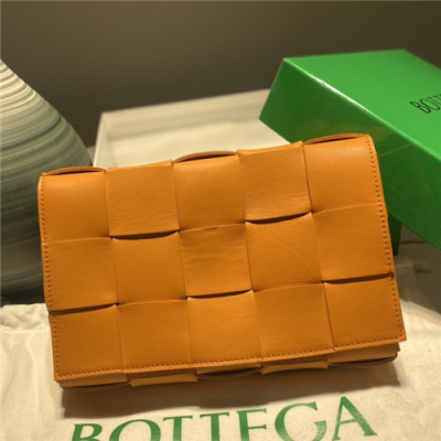 [보테가베네타]Bottega Veneta 2021 Women's Leather Shoulder Bag,23cm,BVB0653 - 보테가베네타 2021 여성용 레더 숄더백,23cm,오렌지