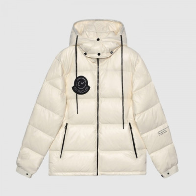 Moncler  Mm/Wm Patch Logo Modern Down Padding White - 몽클레어 2021 남/녀 패치 로고 모던 다운 패딩 Moc02370x Size(xs - 2xl) 화이트