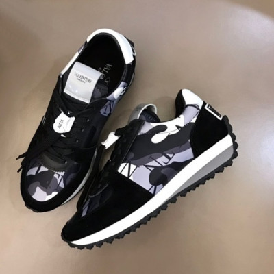 발렌티노 남성 트렌디 블랙 스니커즈 - Mens Black Sneakers - val02524x