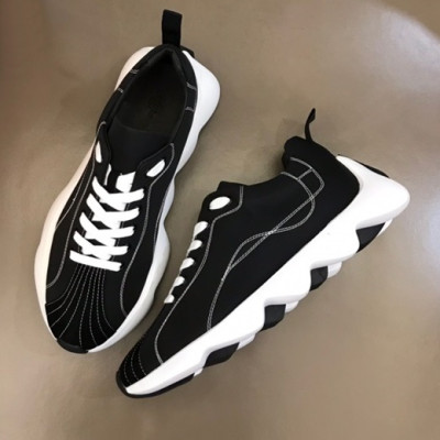 에르메스 남성 클래식 블랙 스니커즈 - Mens Black Sneakers - her0760x