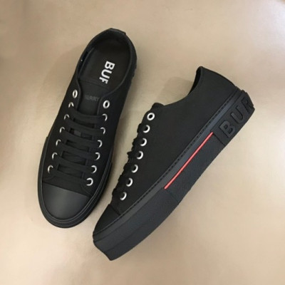 버버리 남성 빈티지 블랙 스니커즈 - Mens Black Sneakers - bur04405x