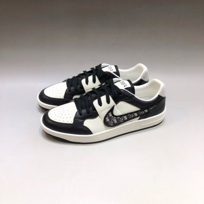 디올 남성 시그니처 블랙 스니커즈 - Mens Black Sneakers - dio01952x