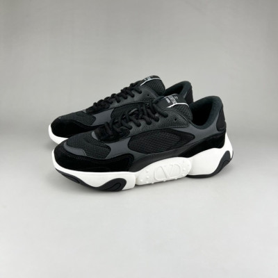 발렌티노 남성 트렌디 블랙 스니커즈 - Mens Black Sneakers - val0287x