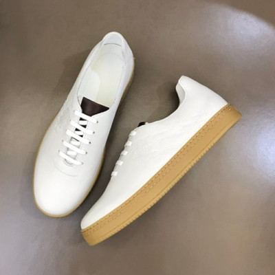 벨루티 남성  클래식 화이트 스니커즈 - Mens White Sneakers - ber0124x