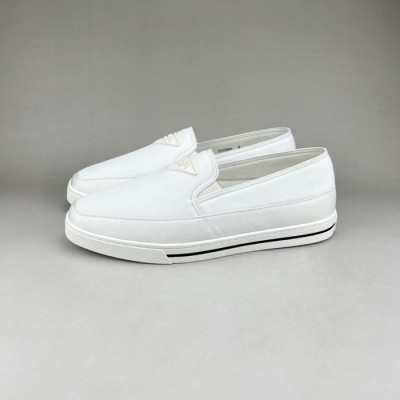 프라다 남성 클래식 화이트 로퍼 - Mens White Loafer - pra02817x