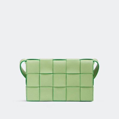 보테가베네타 남/녀 그린 카세트백 - Bottega Veneta Unisex Green Cassette Bag - bv05x