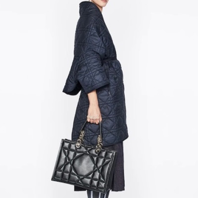 디올 여성 블랙 토트백 - Dior Womens Black Tote Bag - di109x